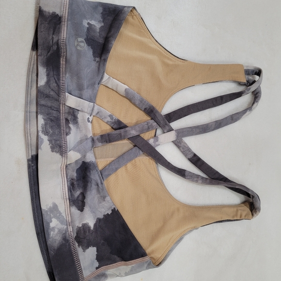 Lululemon top - Picture 6 of 8